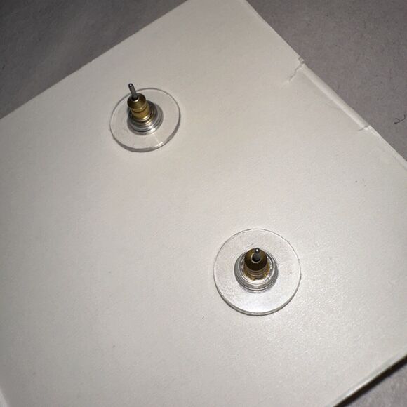 Betsey Johnson Bees Iridescent Crystal Small  Earrings - Picture 4 of 4